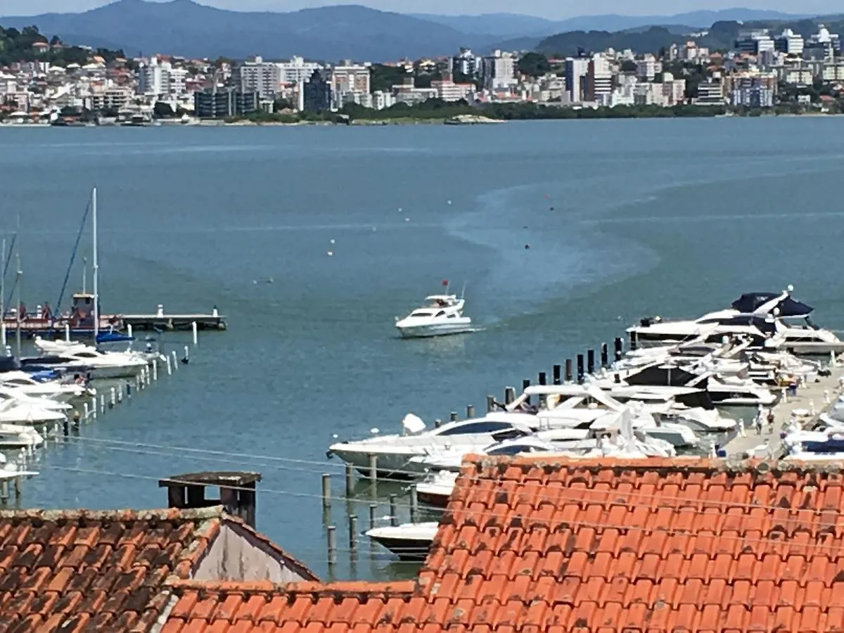 Hostel Berghaus Florianópolis Brasil